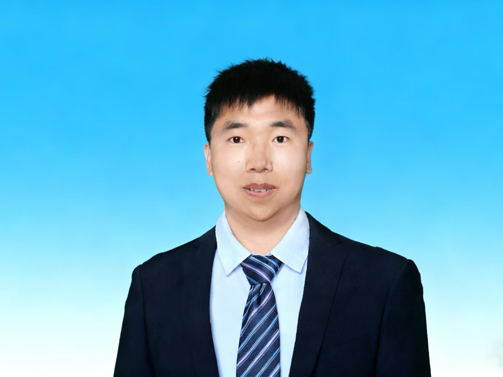 张伟杰
